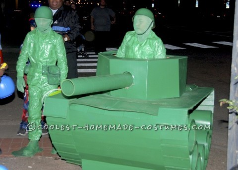 Life-Size Green Army Men and Tank Couple Halloween Costume
