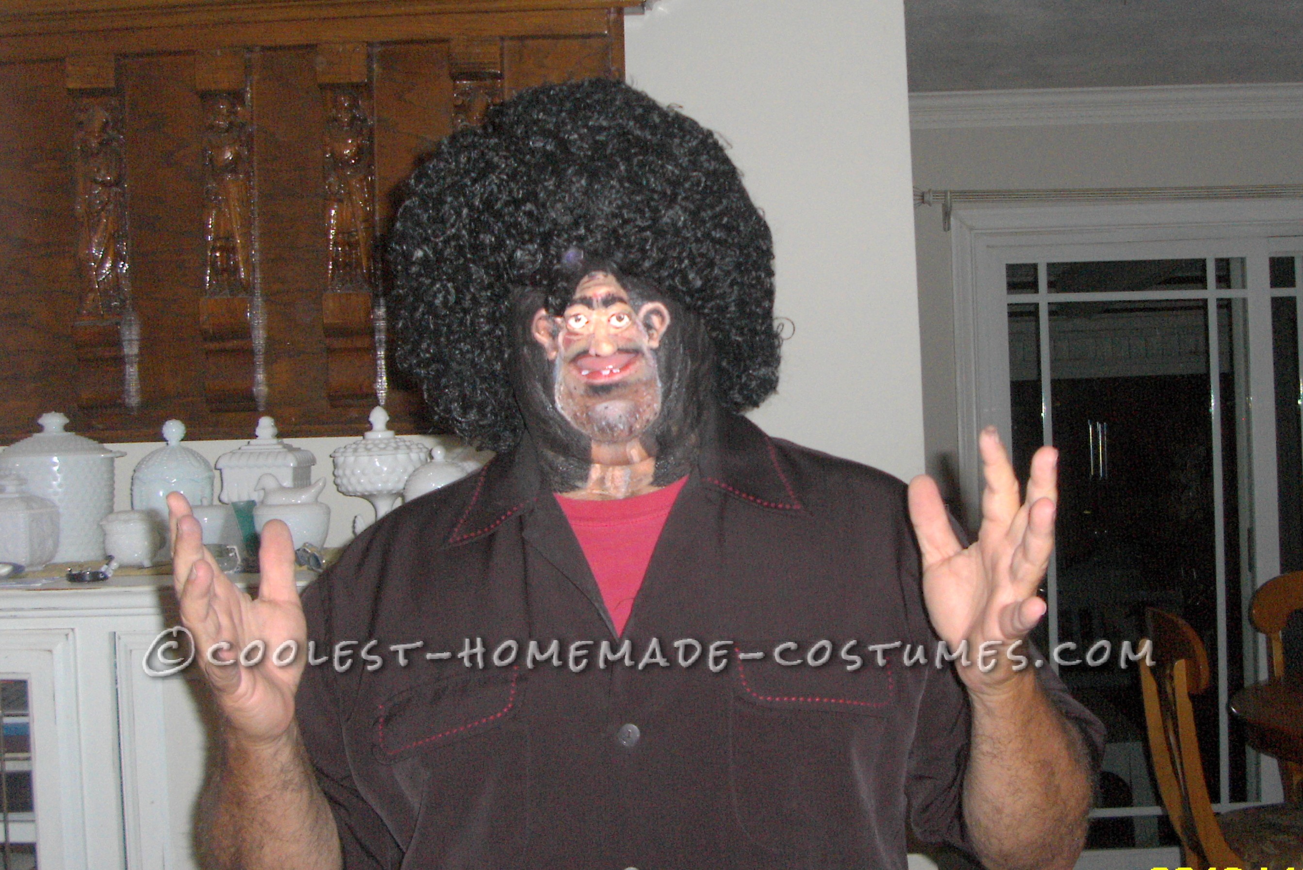 Hilarious Homemade Costume: Man with a Tiny Head