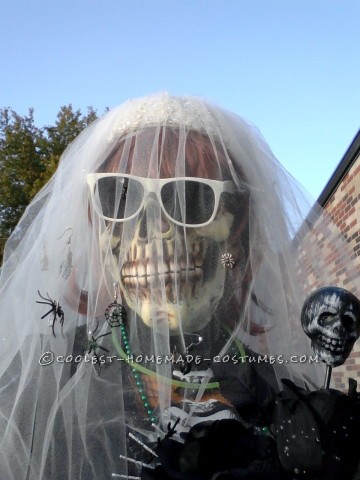 Mr and Mrs Bones, The Newlyweds!