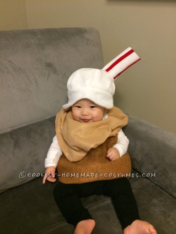 Cool Family Halloween Costume Idea: Root Beer Float