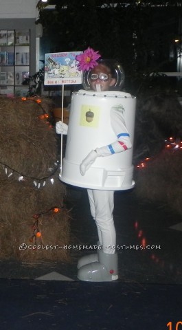 Coolest Sandy Cheeks Costume from SpongeBob Squarepants