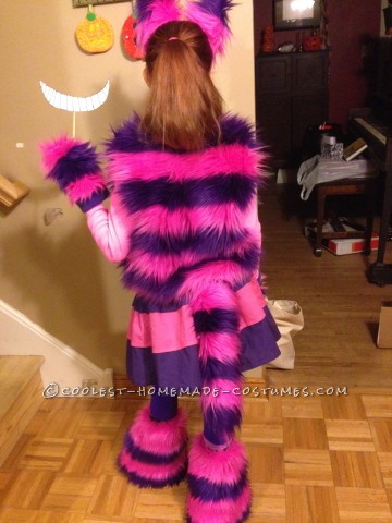 Cool Cheshire Cat Costume for a Hip Girl