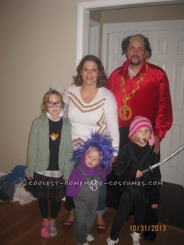 Coolest Despicable Me Family Costume