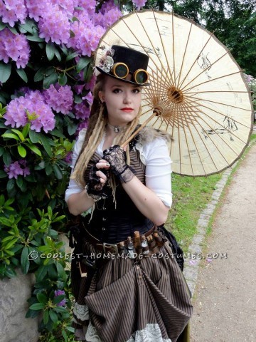 Cool Woman's Steampunk Costume: The Lady Captain of the Ark