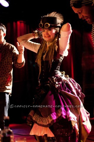 Cool Woman's Steampunk Costume: The Lady Captain of the Ark