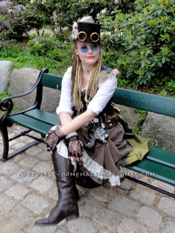 Cool Woman's Steampunk Costume: The Lady Captain of the Ark