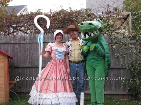 Cool Homemade Toy Story Family Costume