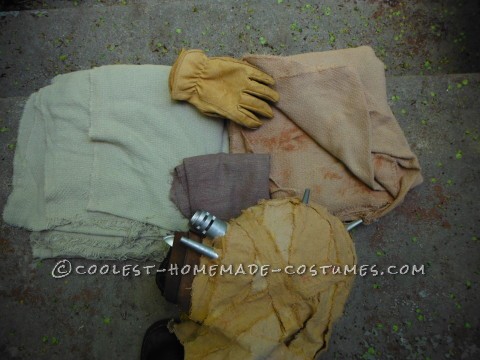 The original display head + my new work gloves + some interestingly textured fabric.