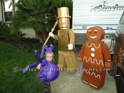 Prize-Winning LEGO Minifigure Costumes