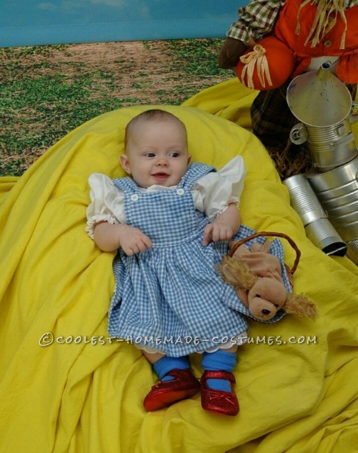 Baby Dorothy Costume from The Wizard of Oz