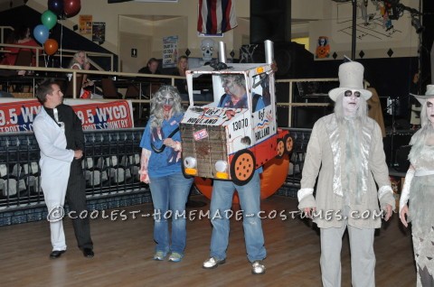 Creepy DIY Zombie Truckers Couple Costume