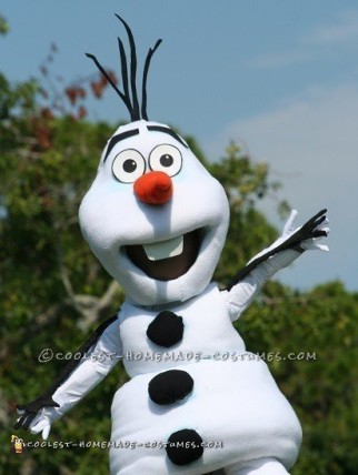 Coolest Frozen Snowmen Olaf and Marshmallow Couple Costumes