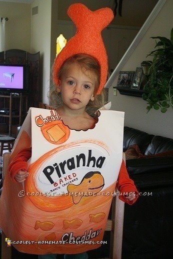 Easy Last-Minute Goldfish Crackers Costume