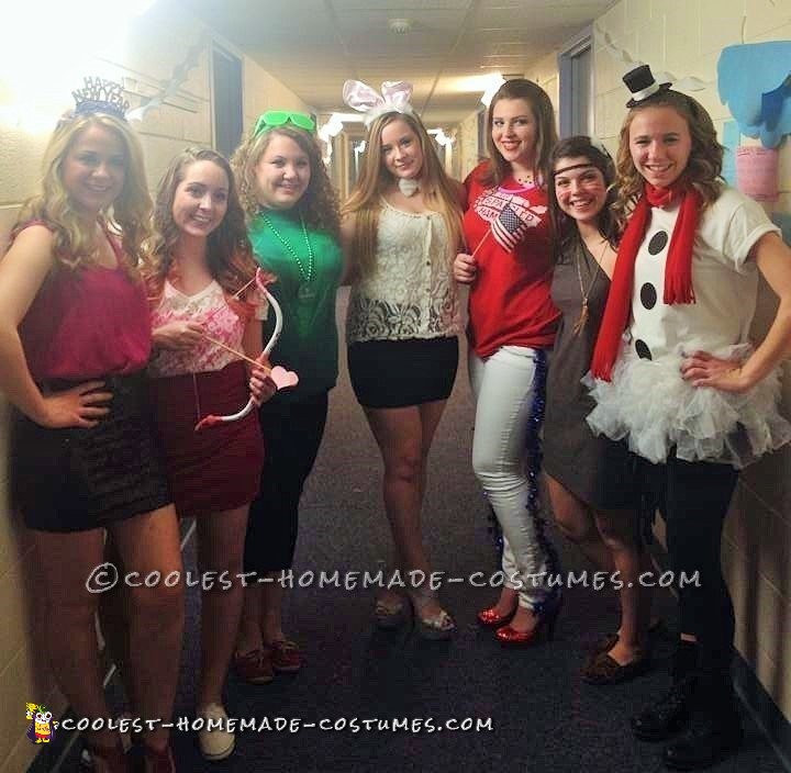 Super-Easy All-Girl Group Holidays Costume