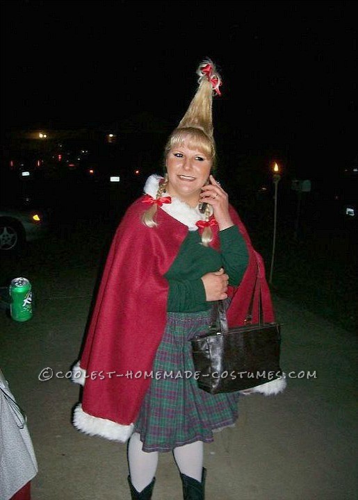 Easy and Impressive Cindy Lou Who Costume