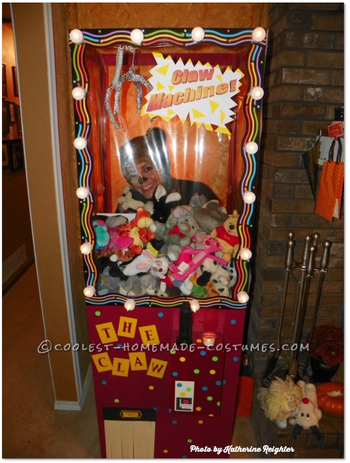 Cool Homemade Costume Idea: Claw Machine