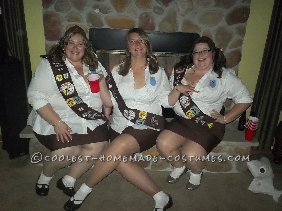 Cool Group Costume: Girl Scout and Boy Scout Troop