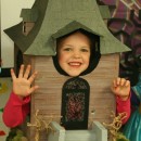 Cool Homemade Costume for Kids: Haunted House