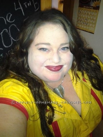 Cool Plus-Size Max Costume from 2 Broke Girls