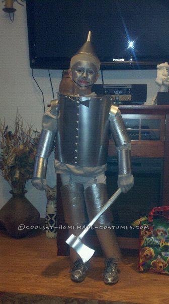 20-Year-Old Tin Man Costume Retouched and Wins Costume Contest... Again!