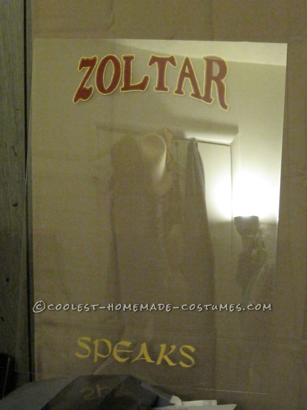 Cool Zoltar the Fortune Telling Machine Costume