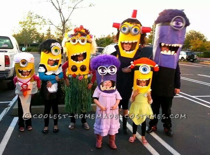 Cool Homemade Minion-Invasion Group Costume