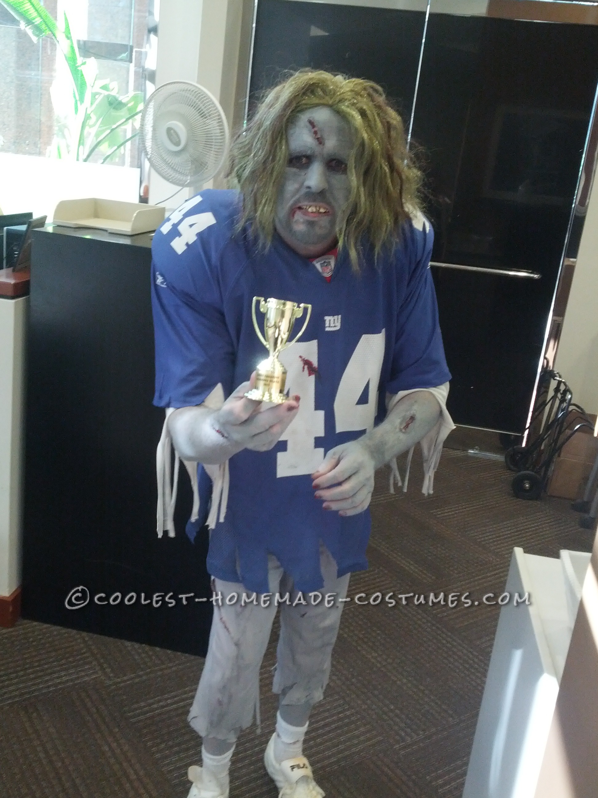 NY Giants Walking Dead Zombie Costume for work