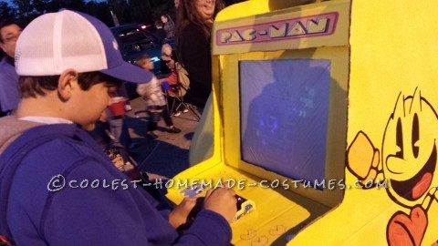 Playable Pacman Arcade Game Costume