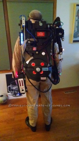 Coolest Ever Homemade Ghostbuster Costume: Project Ghosthead!