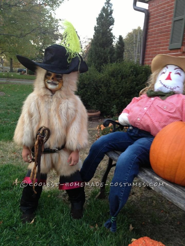 Puss in Boots Toddler Costume Idea