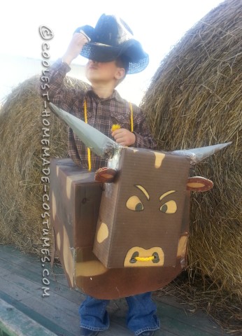 Cool Halloween Costume: Rodeo Cowboy Rides a Bucking Bull