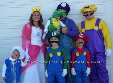 Coolest Super Mario Family Theme Costumes