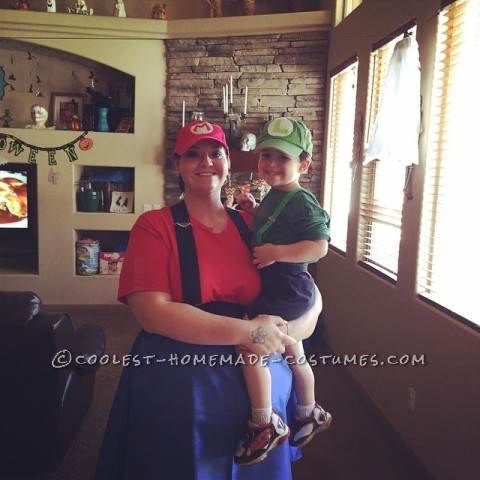 Mom, Child and Dog Super Mario Bros. Costumes