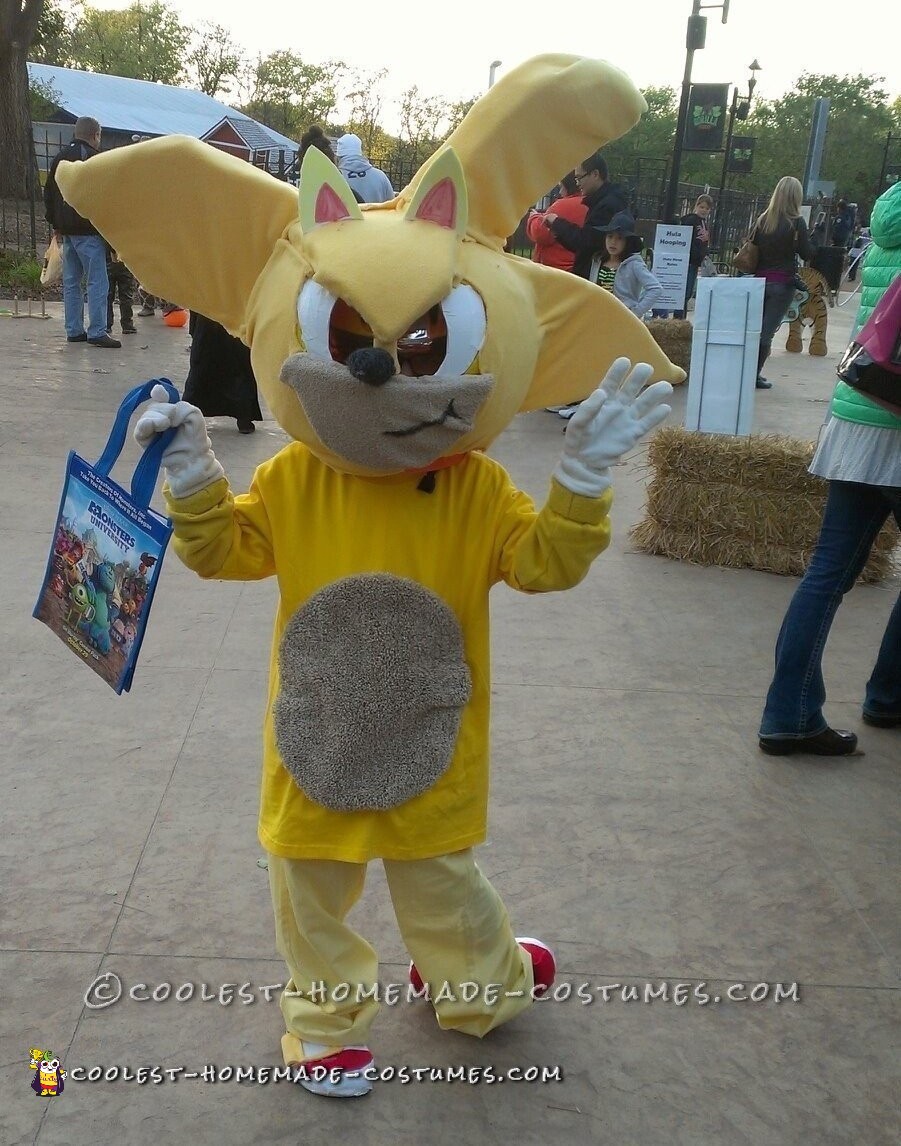 Cool DIY Tails Costume from Sonic Series