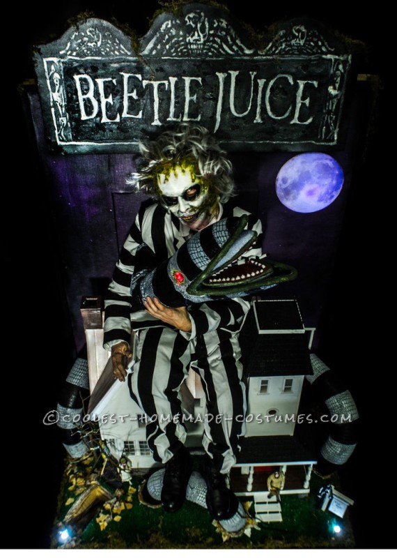 Ultimate Beetlejuice Sand Worm Puppet Costume