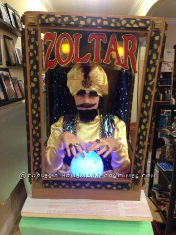 Awesome Functioning Zoltar Costume