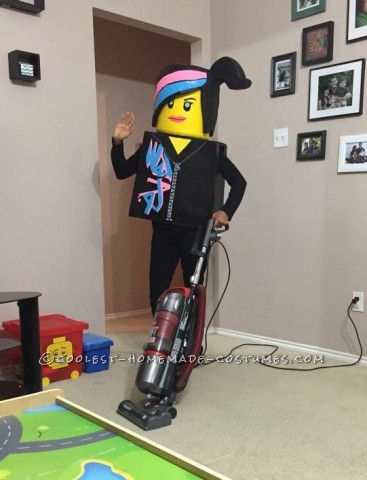 Amazing Family Themed Lego Movie Costumes!