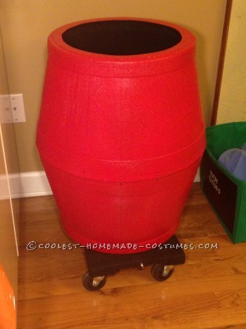 Coolest Homemade Barrel of Monkeys Costume