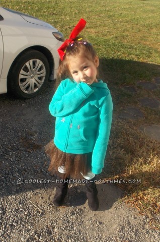 Cutest Little Girl's DIY Halloween Costume: Vanellope Von Schweetz