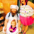 Cute Cupcake Bakery Family Group Costume
