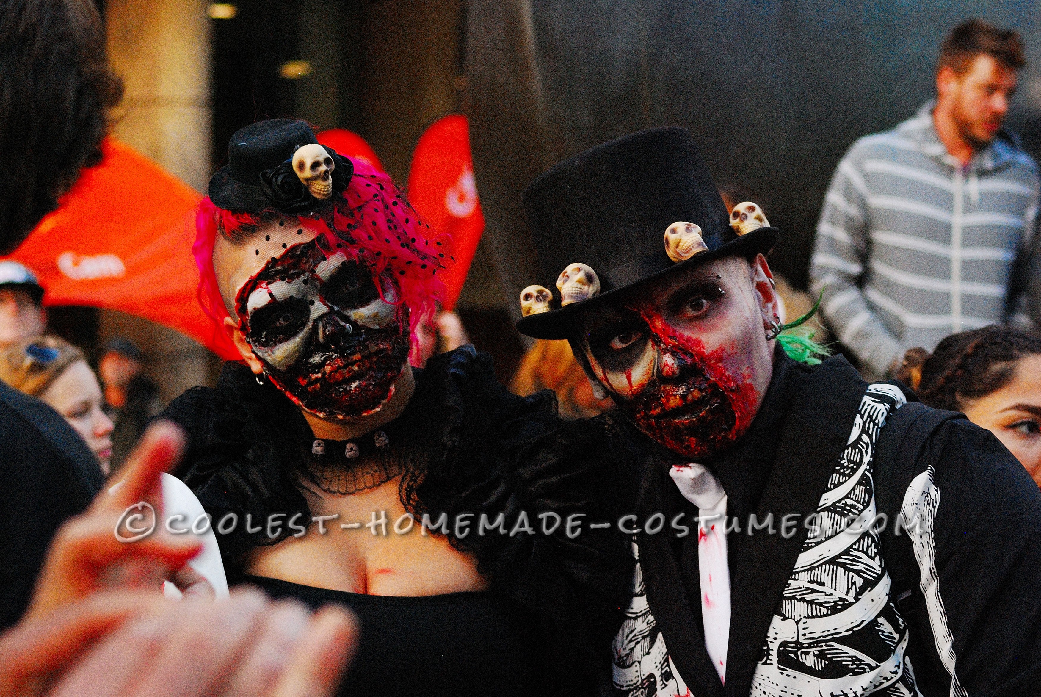 Dead Masquerade Zombie Couple Costume