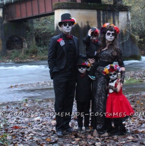 Coolest Homemade Dia de los Muertos Family Costume