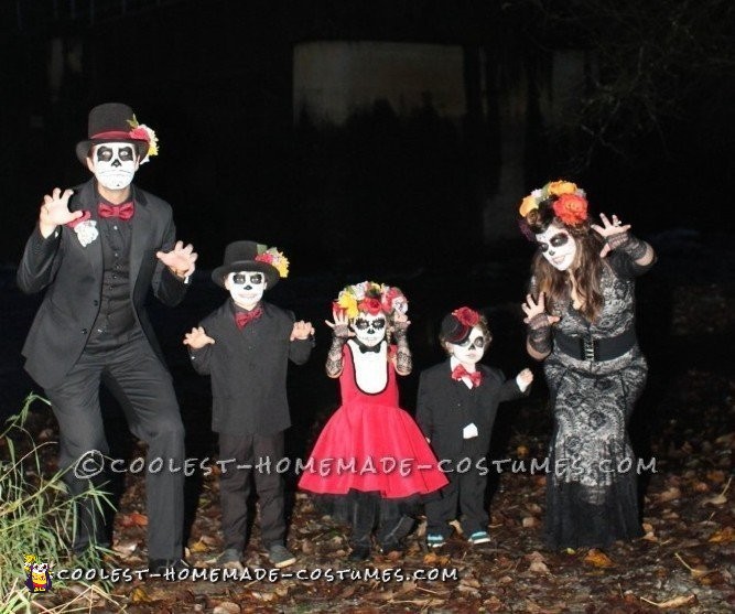 Coolest Homemade Dia de los Muertos Family Costume