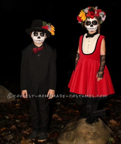 Coolest Homemade Dia de los Muertos Family Costume