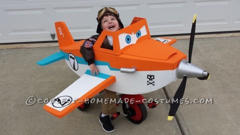 Disney Planes Dusty Crophopper Tricycle-mounted with Pilot Costume