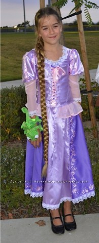 Disney's Cutest Couple Costume - Rapunzel and Flynn Ryder from Tangled