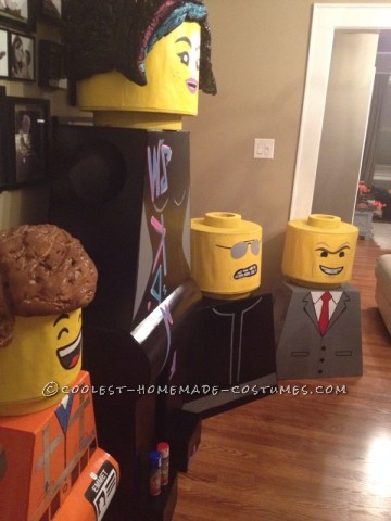 Cool DIY Lego Family Costume