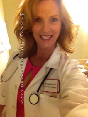 Fun and Interactive Doctor's Costume for a Single Woman