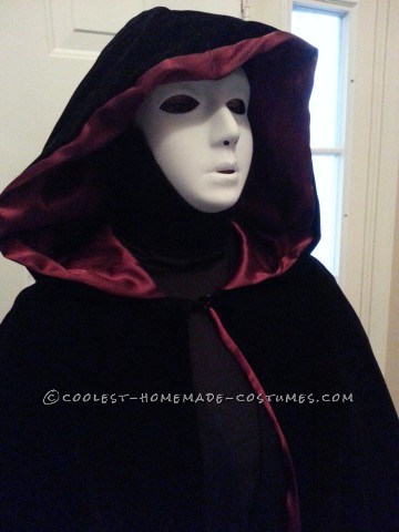 Easy Creepy Phantom Specter Costume