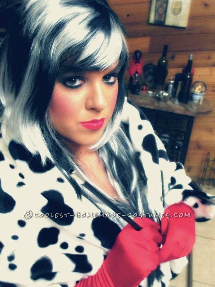 Easy Cruella DeVille Costume